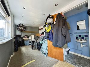 Games Room- click for photo gallery